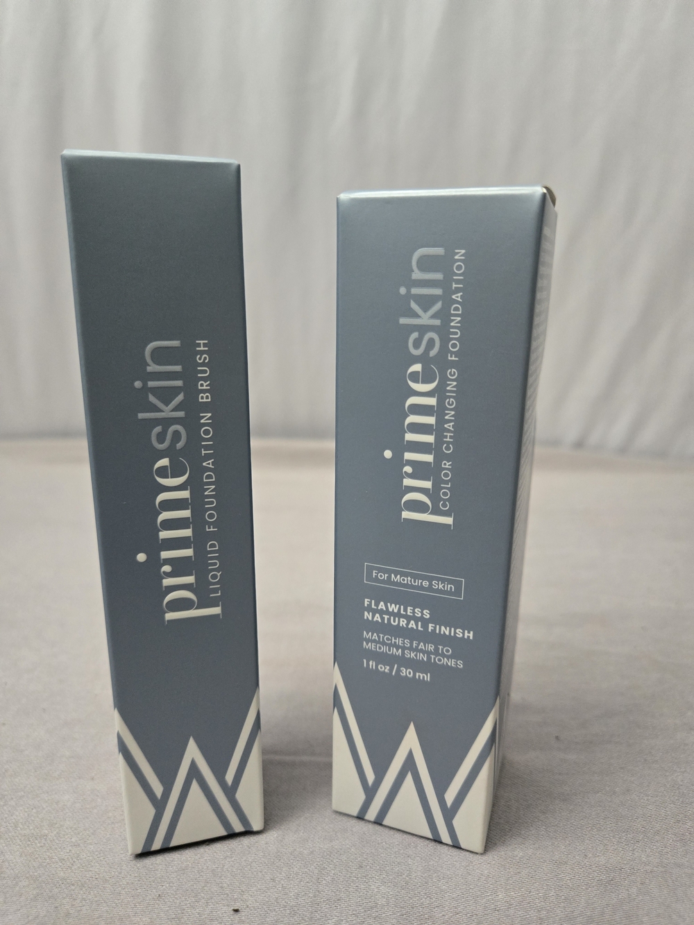 Primeskin PrimePrometics Color Changing Foundation Med to Fair Skin W/Brush